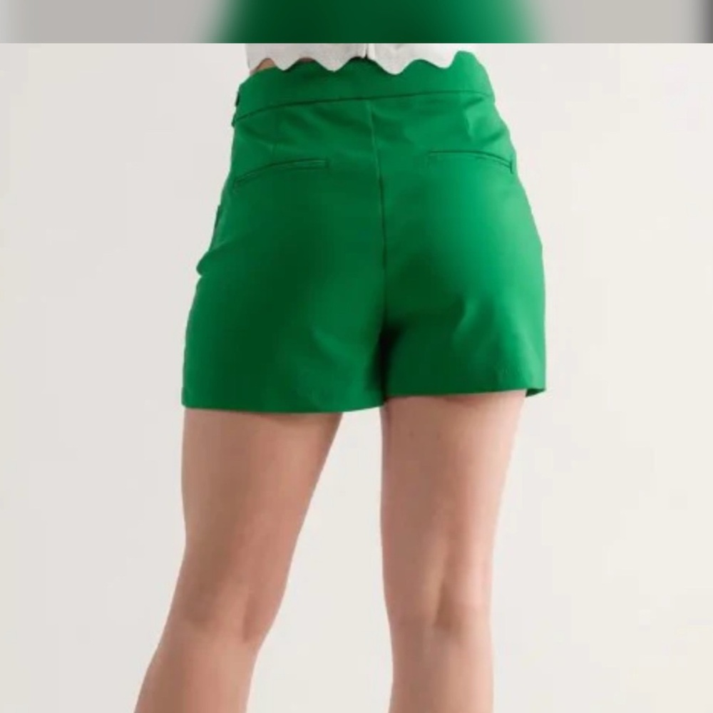 High Rise Kelly Green Shorts - Picture 2 of 3